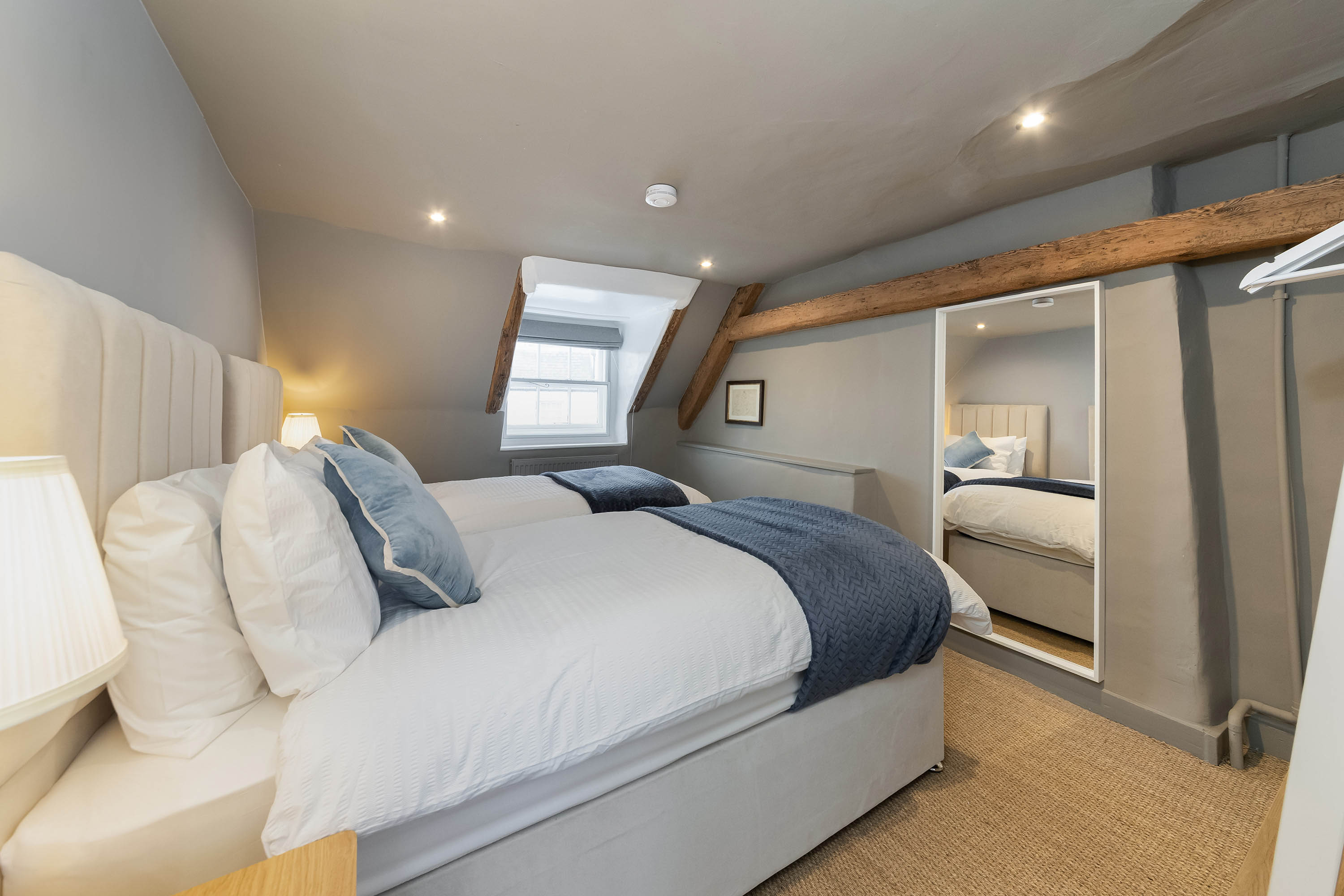 Second bedroom layout